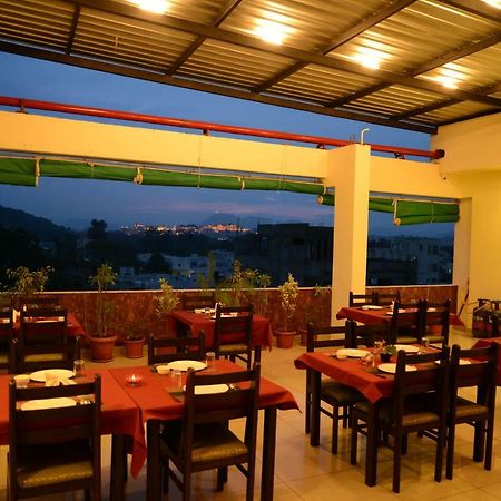 Hotel Sanobar Udaipur Eksteriør bilde